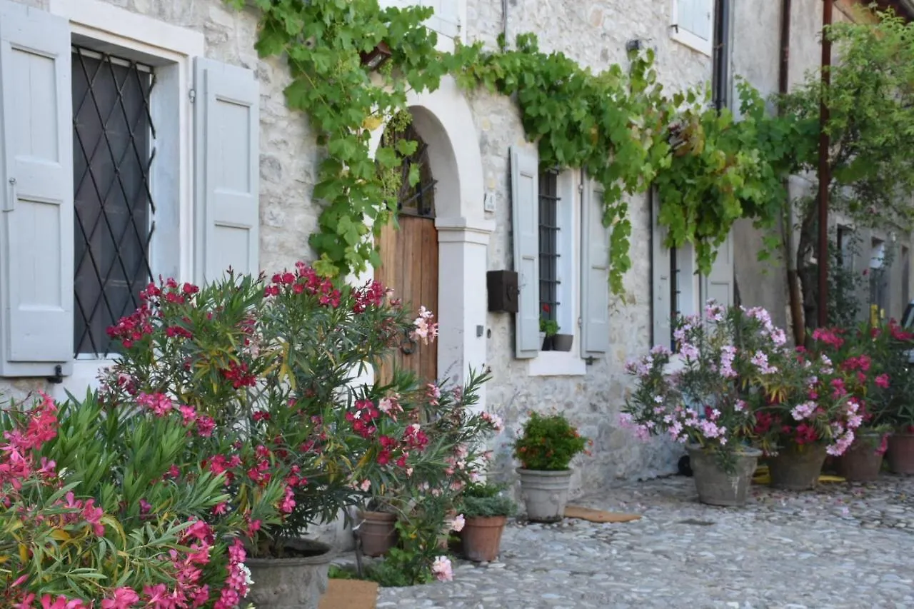 Locanda Sottolaluna Viano Gasthof